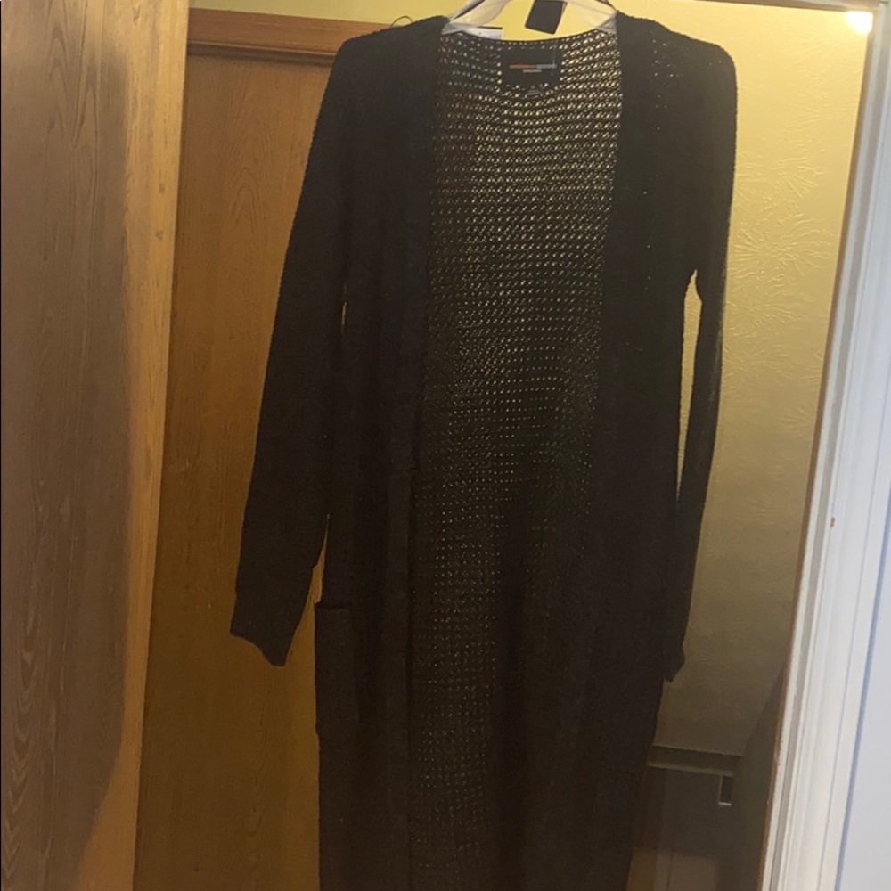 Long gray sweater with pockets